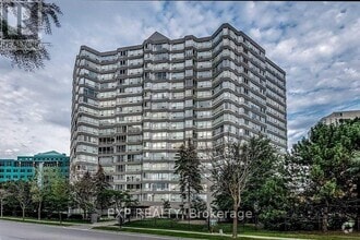 Building Photo - 50-850 Kingsbridge Garden Cir