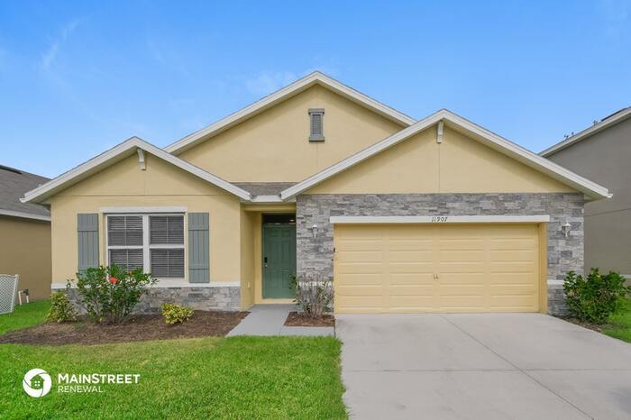 Primary Photo - 11907 LEDBURY COMMONS DR, GIBSONTON, FL 33534