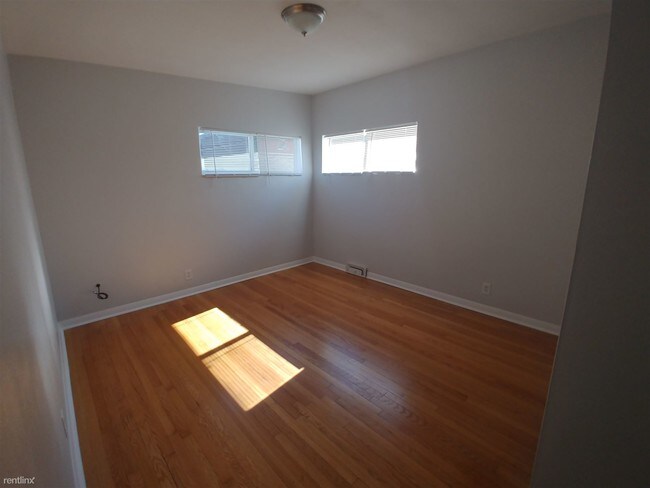 Building Photo - 4 br, 1.5 bath House - 1407 Russet St
