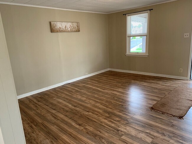 Foto del edificio - 448 Bloom St