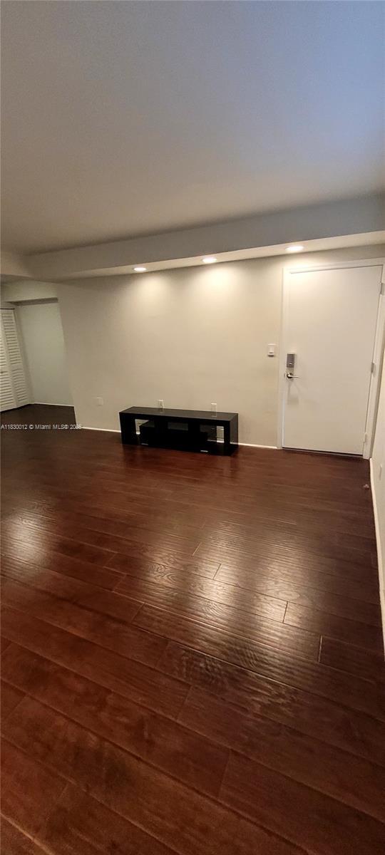 Building Photo - 7333 Dickens Ave