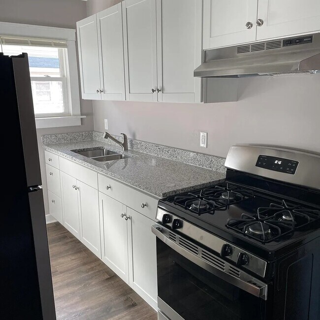 Foto del edificio - 1105 E Kansas St