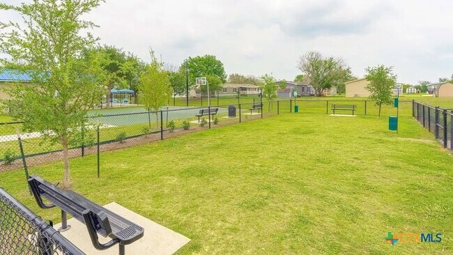 Foto del edificio - 456 Limestone Dr