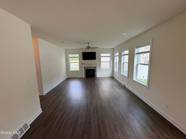 Foto del edificio - 43 Timber Creek Dr