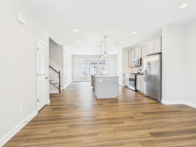 Foto del edificio - 3284 Charleston Blvd