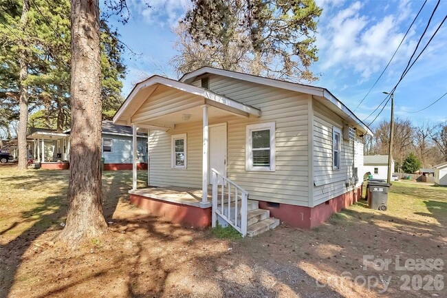 Foto del edificio - 2510 Hemphill St