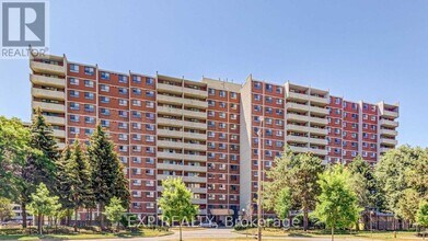 Building Photo - 10 Stonehill Ct