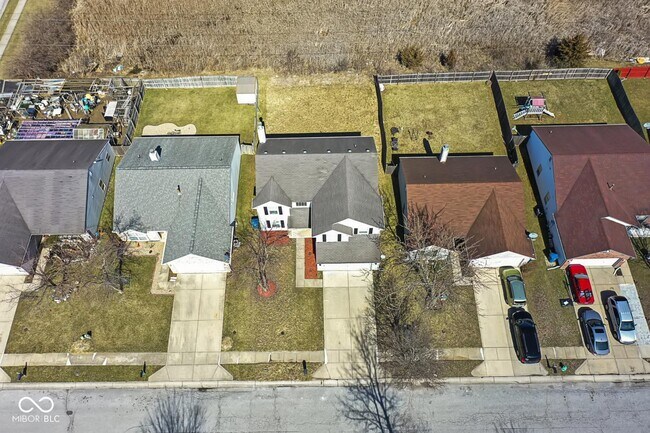 Foto del edificio - 5928 Brookville Lake Dr