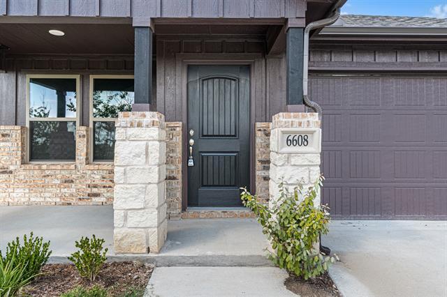 Foto del edificio - 6608 Pattison Ln