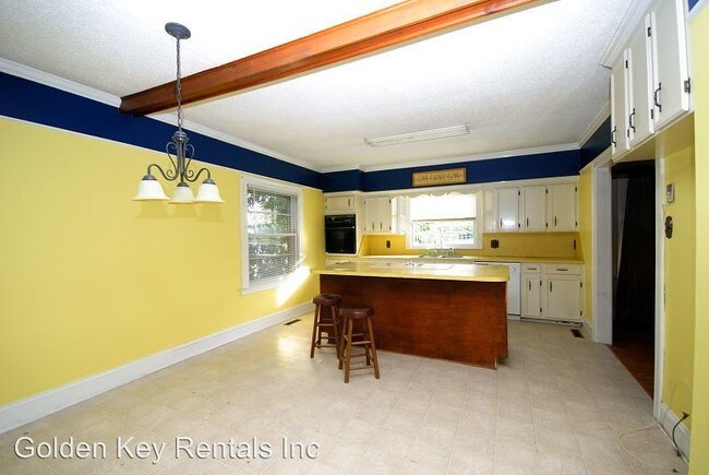 Foto del edificio - 1719 US-70 BUS