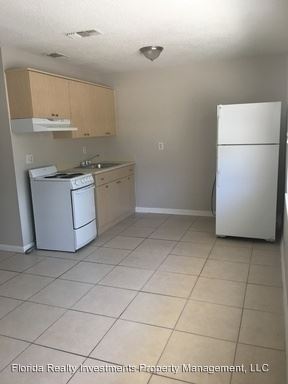 Building Photo - 1111 Kennedy Ct