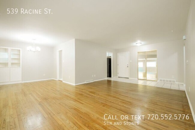 Foto del edificio - 539 Racine St