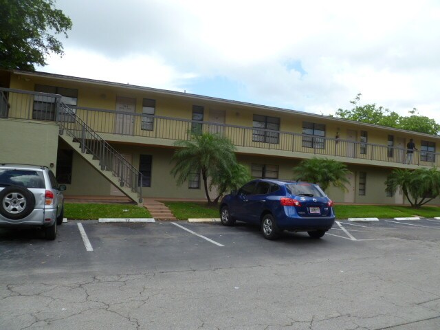 4965 Chacha Ct, West Palm Beach, FL 33415 - Condo for Rent