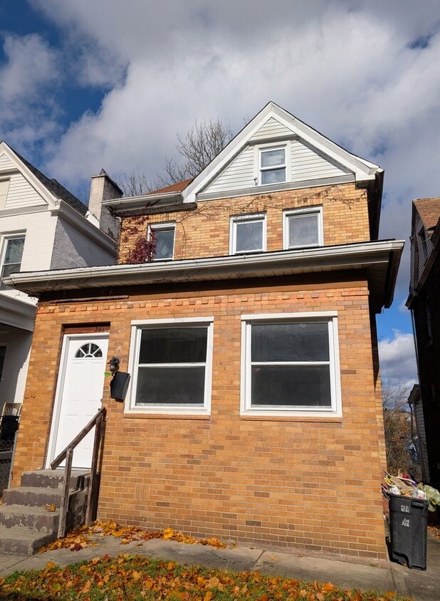 Freshly Remodeled 3 Bedroom House - Freshly Remodeled 3 Bedroom House