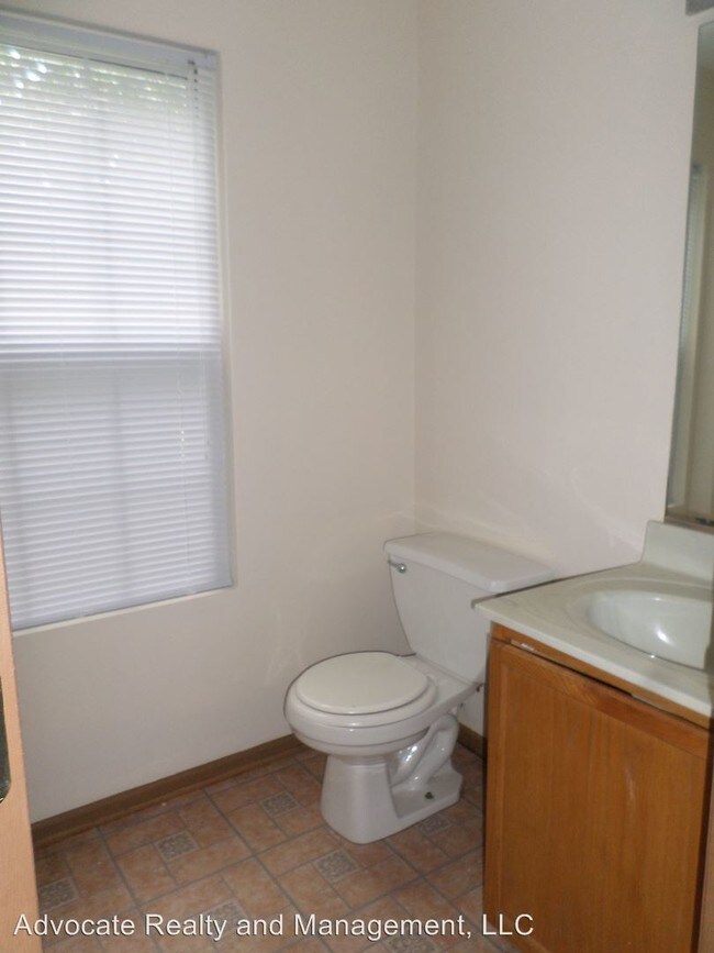 Building Photo - 4100 Rivertowne Dr