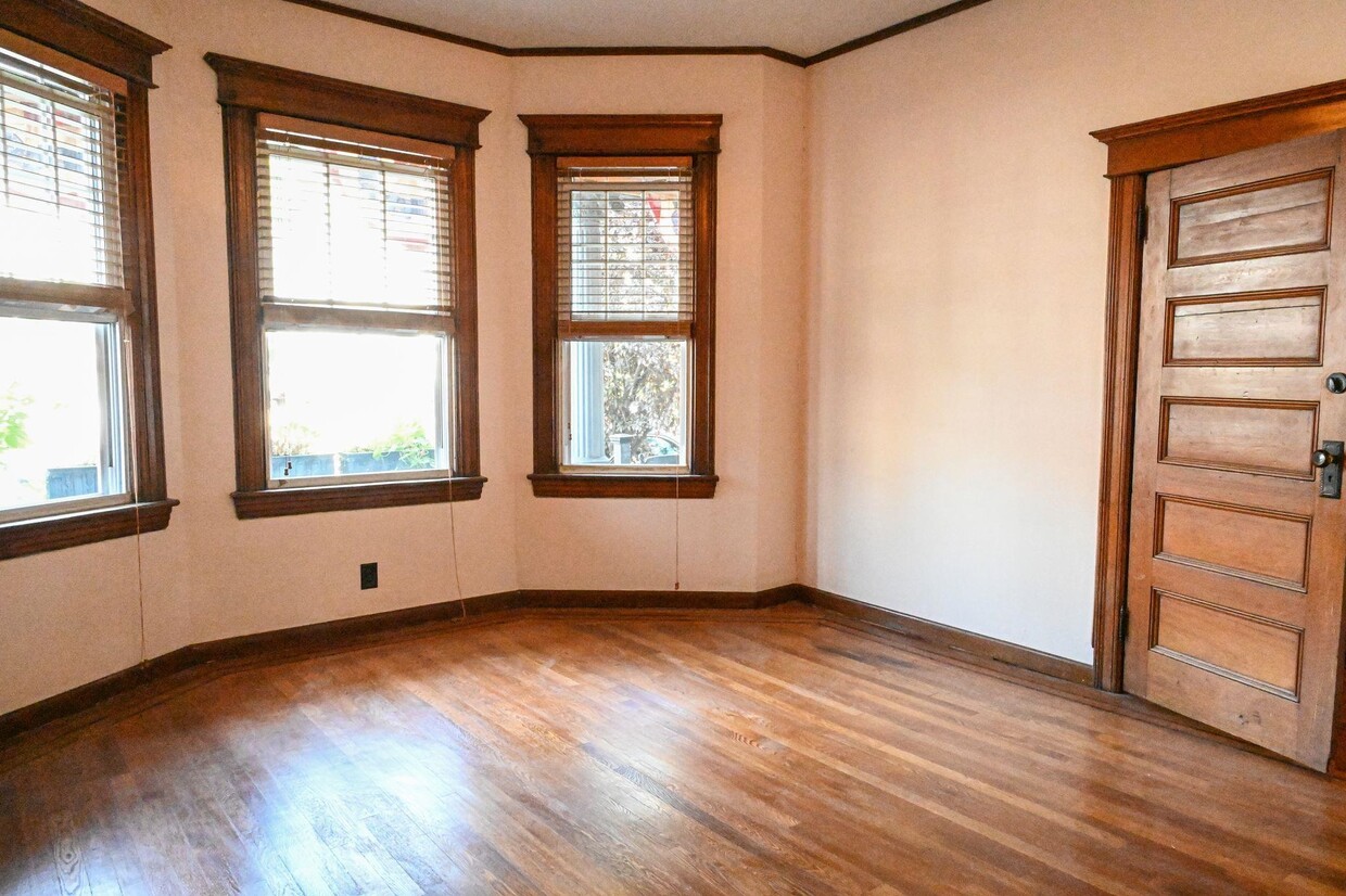 Primary Photo - 226 Prospect Ave