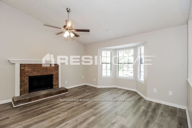 Building Photo - 267 Fennel Way Southwest