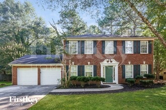 Building Photo - 3710 Wake Robin Way