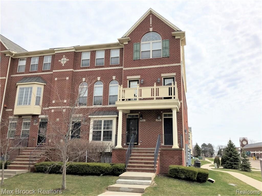 Primary Photo - 1375 Raliegh Pl