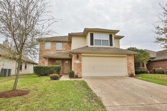 Building Photo - 18926 Piney Way Dr