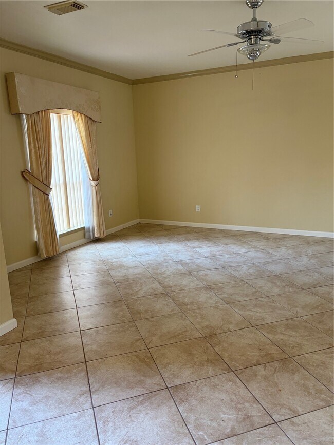 Building Photo - 1222 Bluestone Dr