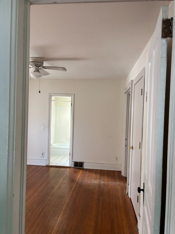 Foto del edificio - 129 E Gorham St
