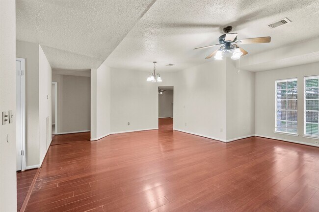 Foto del edificio - 9230 Wandsworth Dr