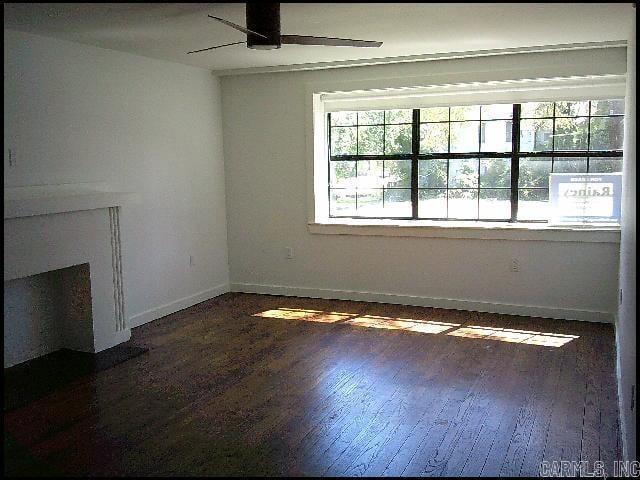 Foto del edificio - 1520 Broadway St