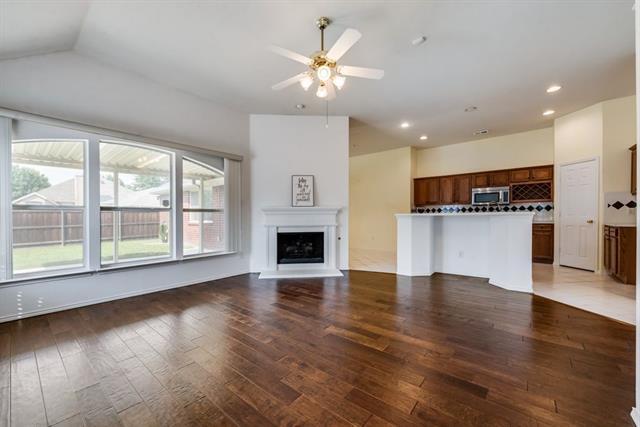 Foto del edificio - 1532 Ector Dr