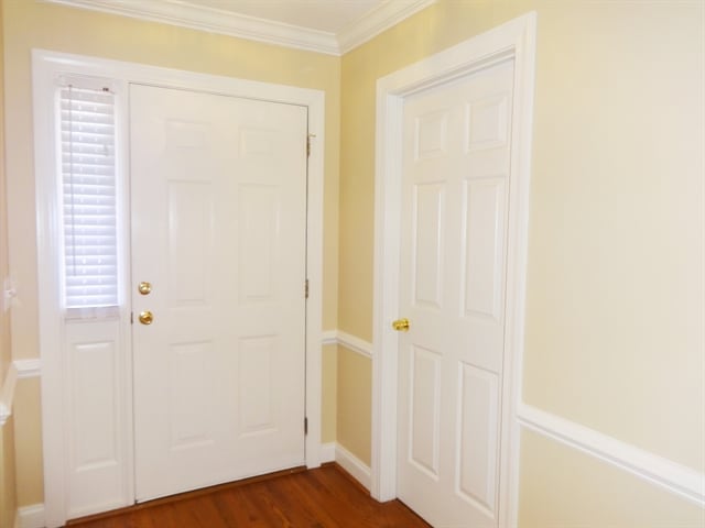 Building Photo - 301 Turtle Creek Dr