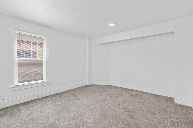 Foto del edificio - 1615 11th Ave