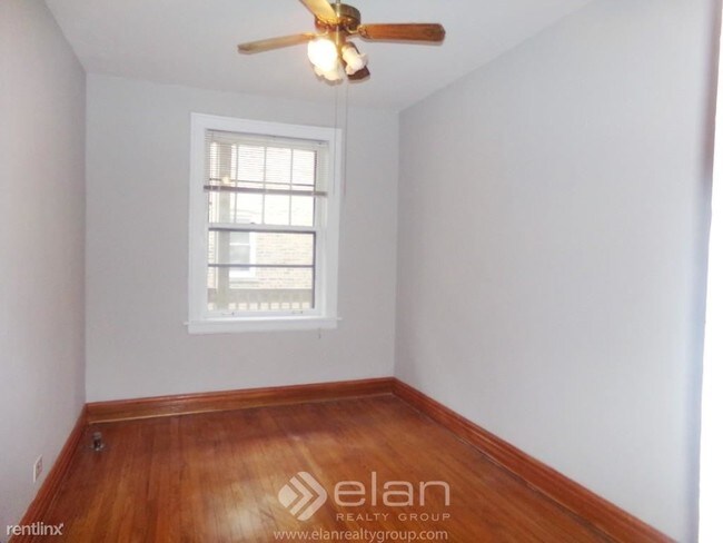 Foto del edificio - 1329 W Fargo Ave