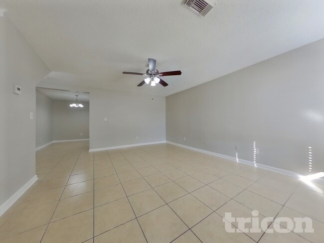 Building Photo - 3126 Kelling St