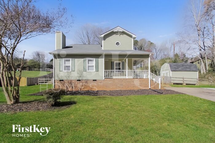 Primary Photo - 111 Walnut Creek Rd