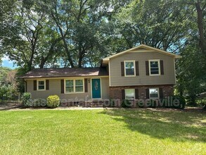 Building Photo - 105 Chuckwood Dr
