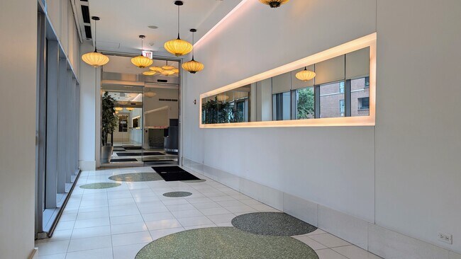 Foto del edificio - 125 S Green St