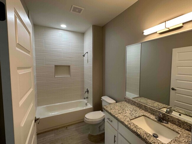 Foto del edificio - 4907 N Dahlia St