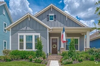Building Photo - 17026 Canosa Dr