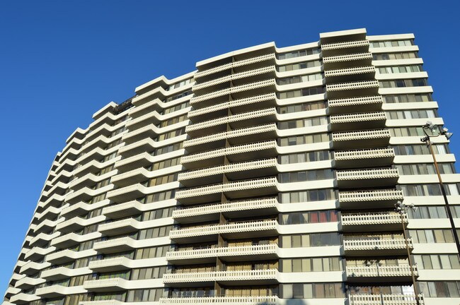 Building Photo - 6301 Stevenson Ave