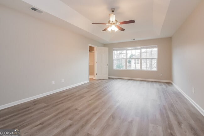 Foto del edificio - 298 Summit View Dr