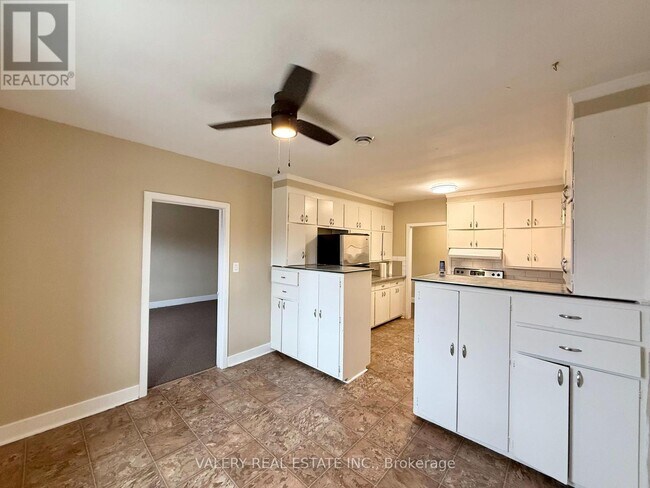 Photo du bâtiment - 26 Talbot St W