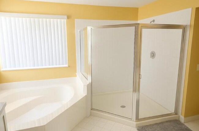 Building Photo - 7228 Chesapeake Cir