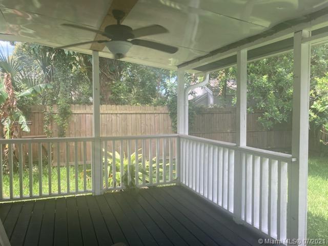 Building Photo - 125 Menendez Rd