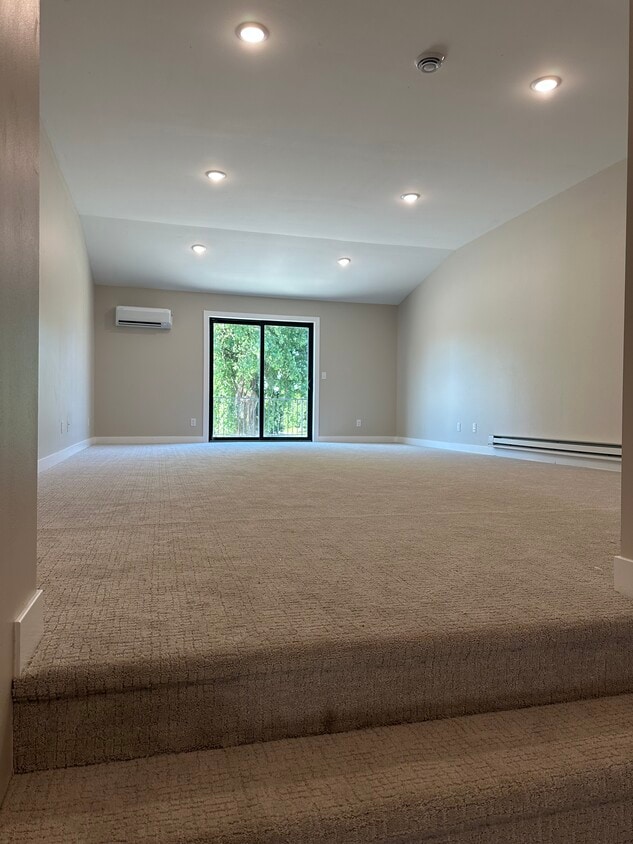 Primary Photo - 1502 Lower Trentwood Cir