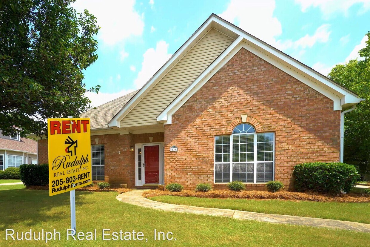 Foto principal - 3 br, 2 bath House - 230 Chadwick Lane