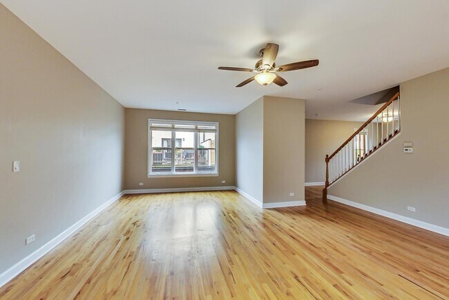 Building Photo - 170 N Marion St
