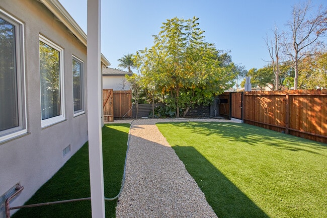 Building Photo - 13320 Zanja St