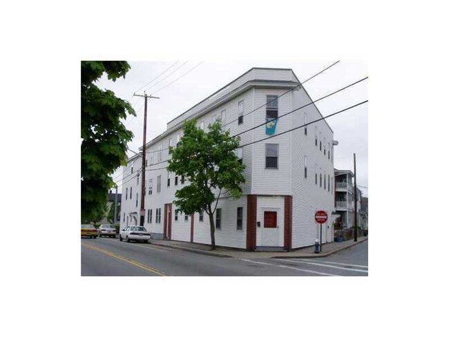 Foto del edificio - 195-201 Main St
