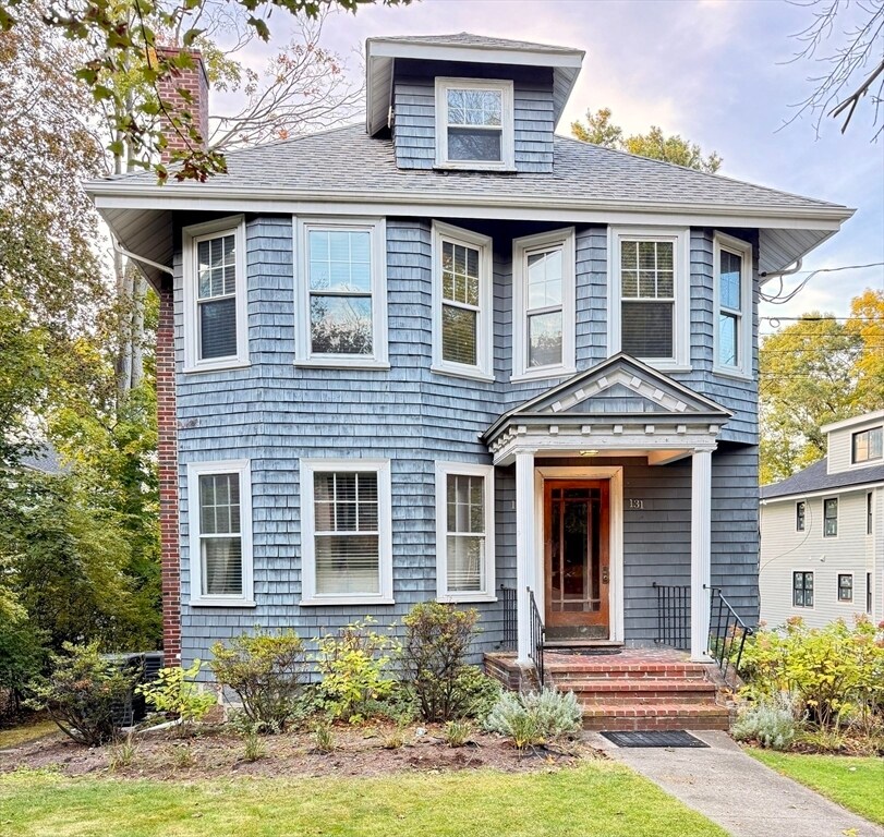Foto principal - 131 Mt Vernon St