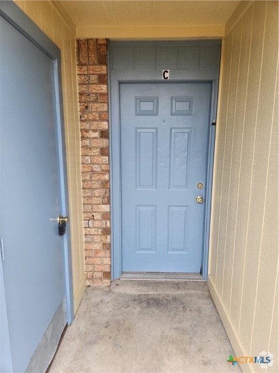 Building Photo - 812 Ticonderoga Dr